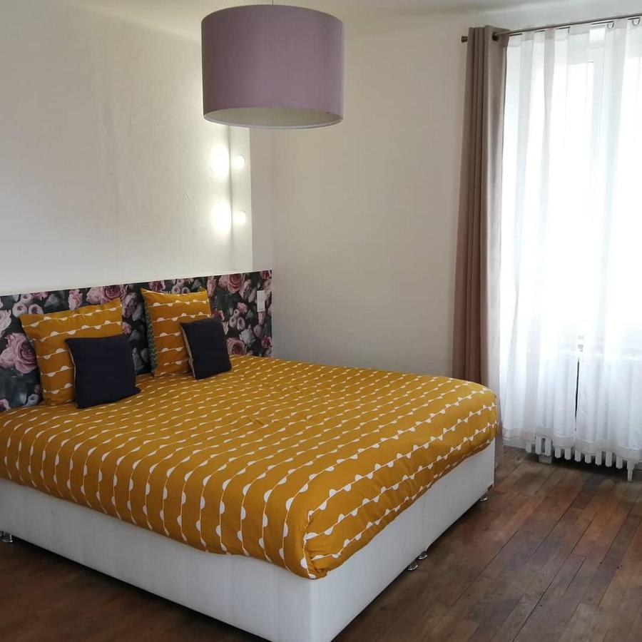 Le Relais Des Roses- Chambres D'Hotes Vatan Kültér fotó