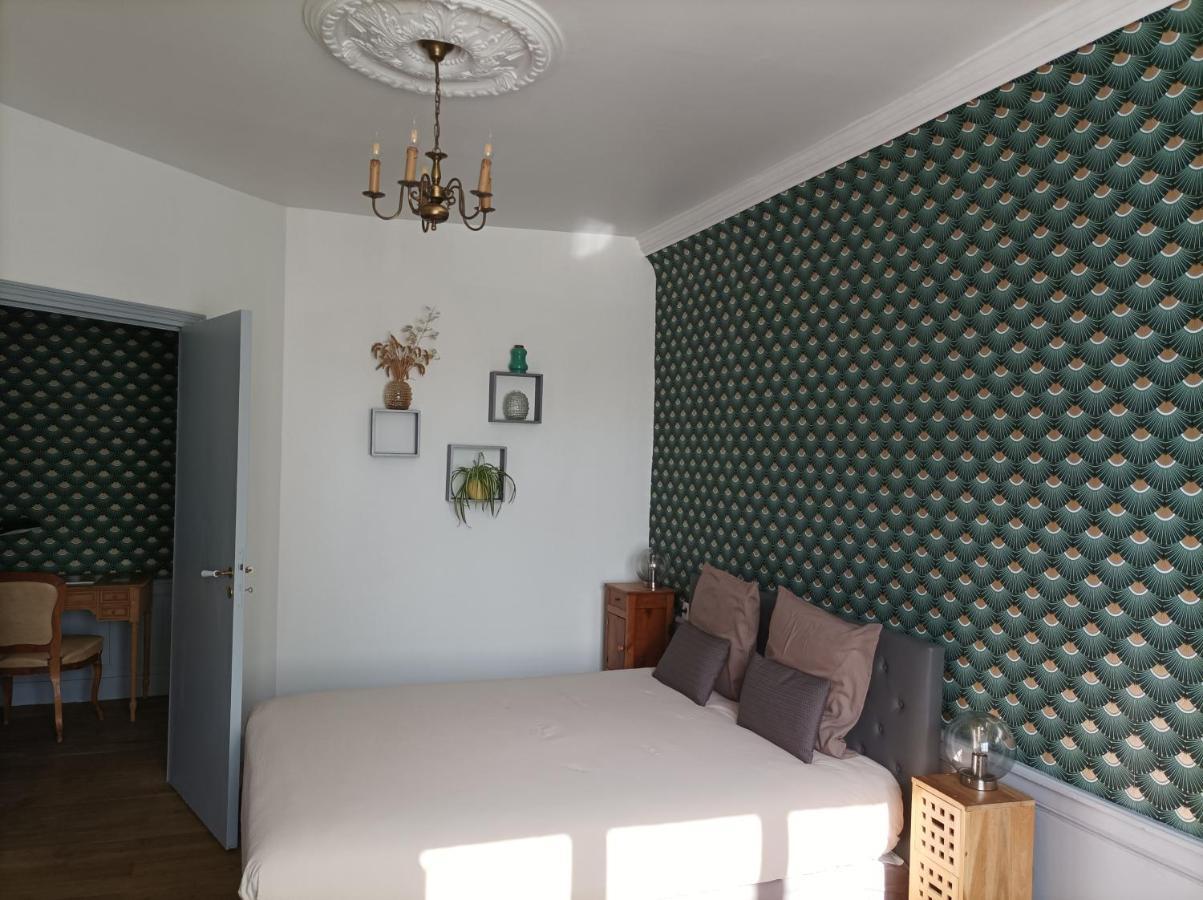 Le Relais Des Roses- Chambres D'Hotes Vatan Kültér fotó