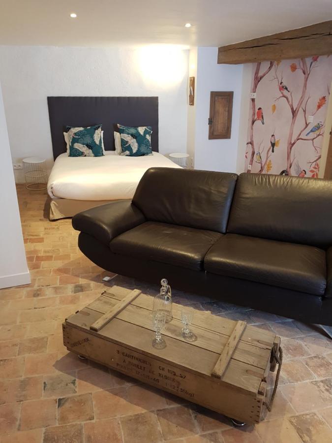 Le Relais Des Roses- Chambres D'Hotes Vatan Kültér fotó