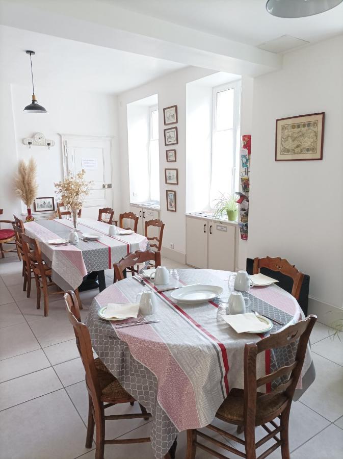 Le Relais Des Roses- Chambres D'Hotes Vatan Kültér fotó