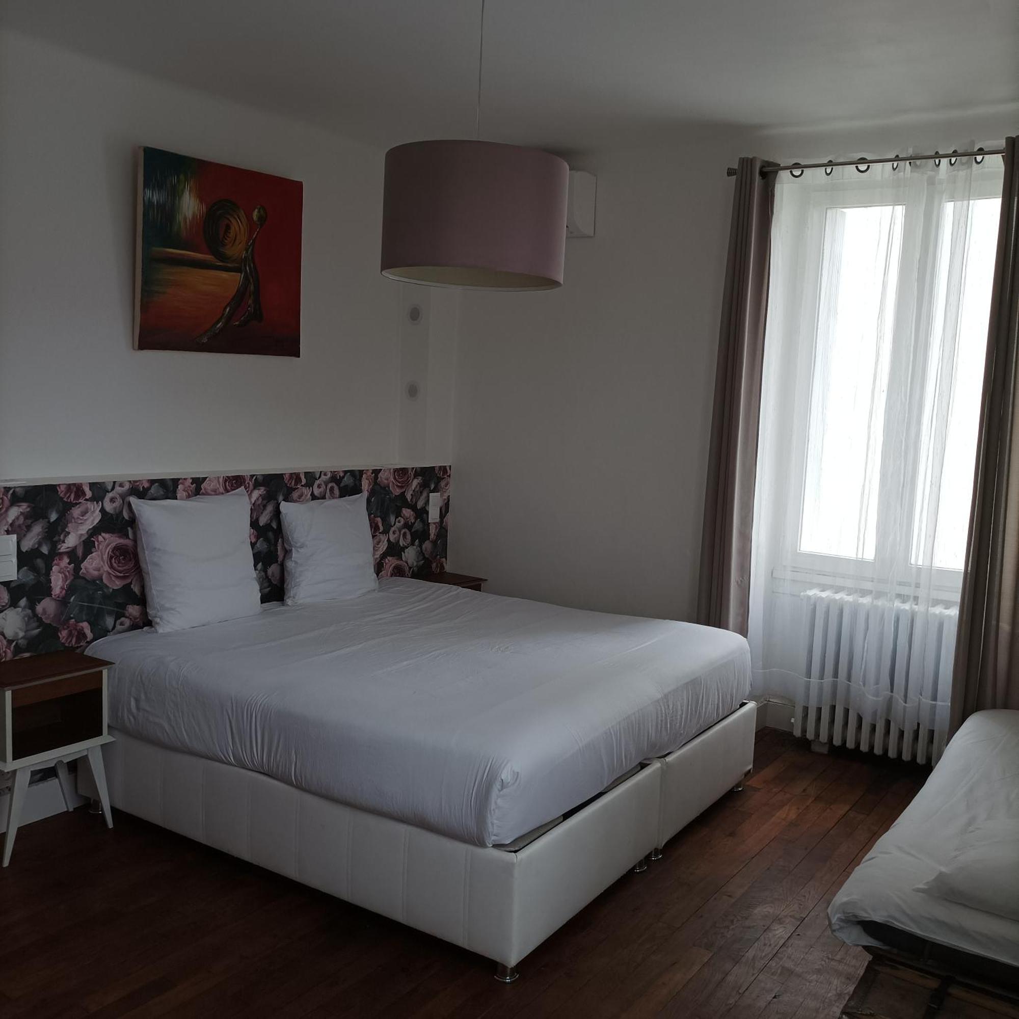 Le Relais Des Roses- Chambres D'Hotes Vatan Kültér fotó